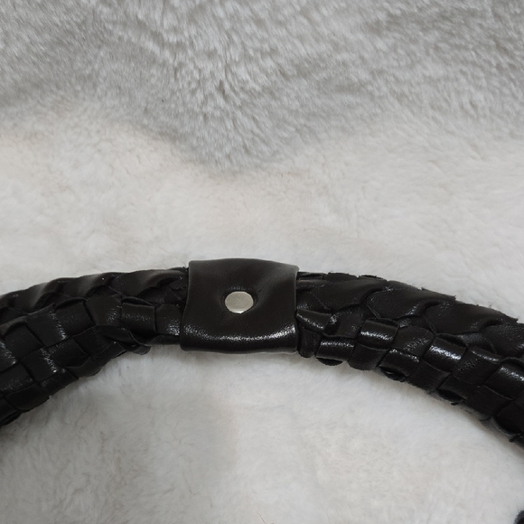 Black Woven Hobo Bag - Picture 3 of 8